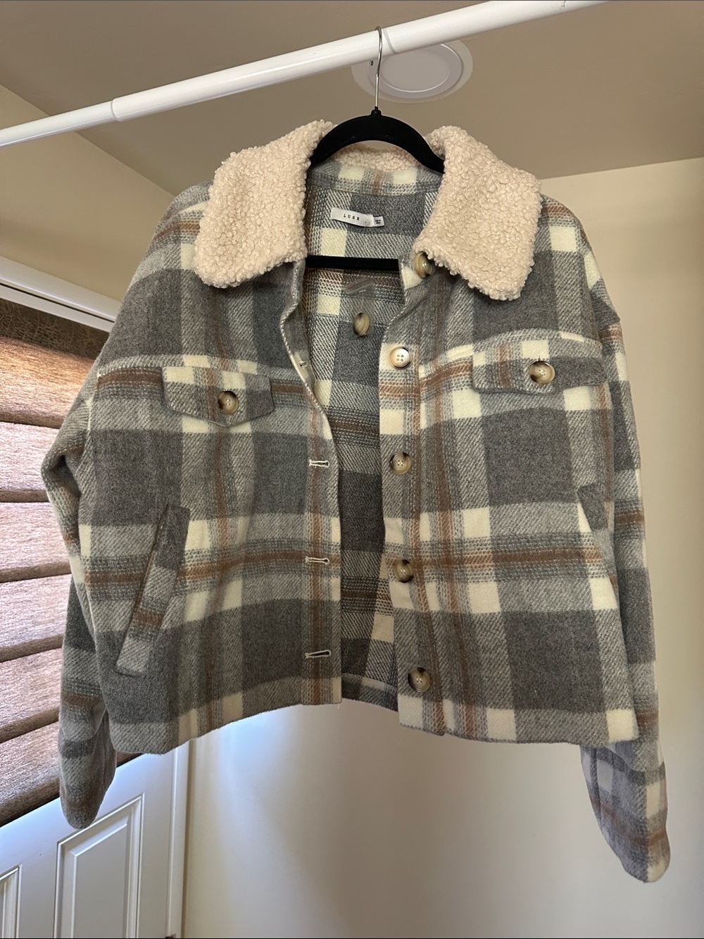 Lush Plaid Sherpa-Collar Jacket